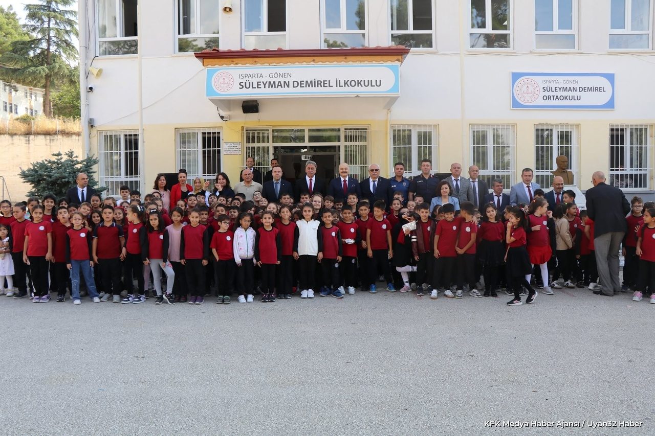 Gönen'de İlköğretim Haftası Kutlandı: İlk Ders Zili Çaldı