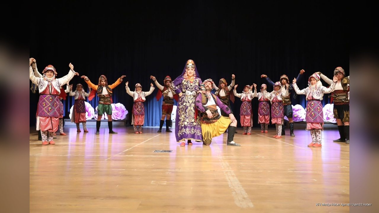 Gül Festivali Resim Yarışmasında Ödüller Sahiplerini Buldu