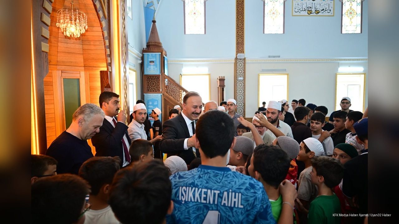 Hafızlık Yolundaki Öğrencilere Vali Erin