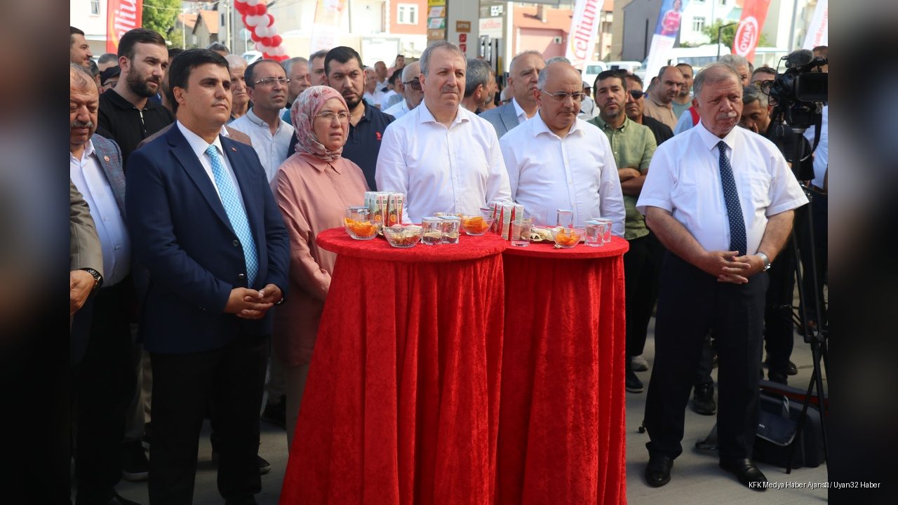 Halk Otobüsleri Kooperatifinden Isparta
