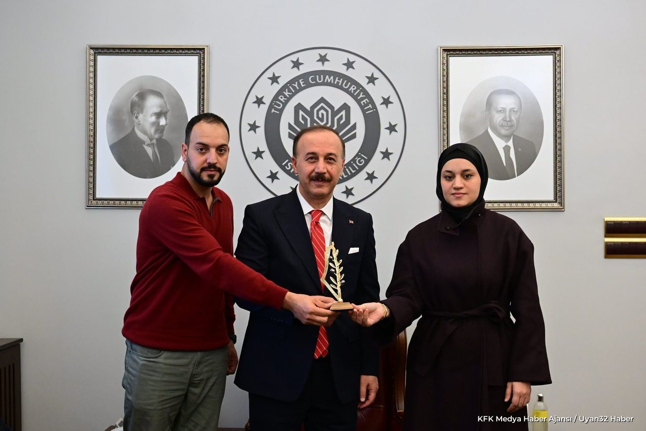 Hind Rajab’ın annesi Isparta’da: Vali Erin makamında ağırladı - Detay 2