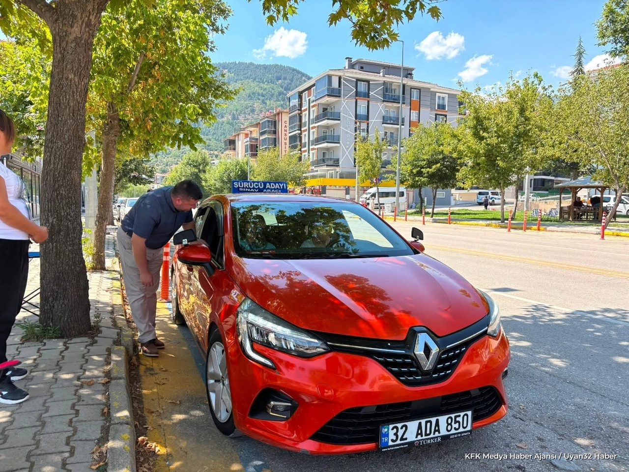 İl Millî Eğitim Müdürü Recai Ocak MTSK Sınavını İnceledi