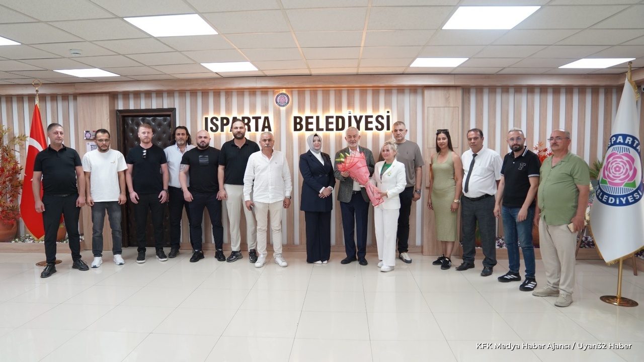 Isparta 32 Spor Yönetiminden Başkan Başdeğirmen