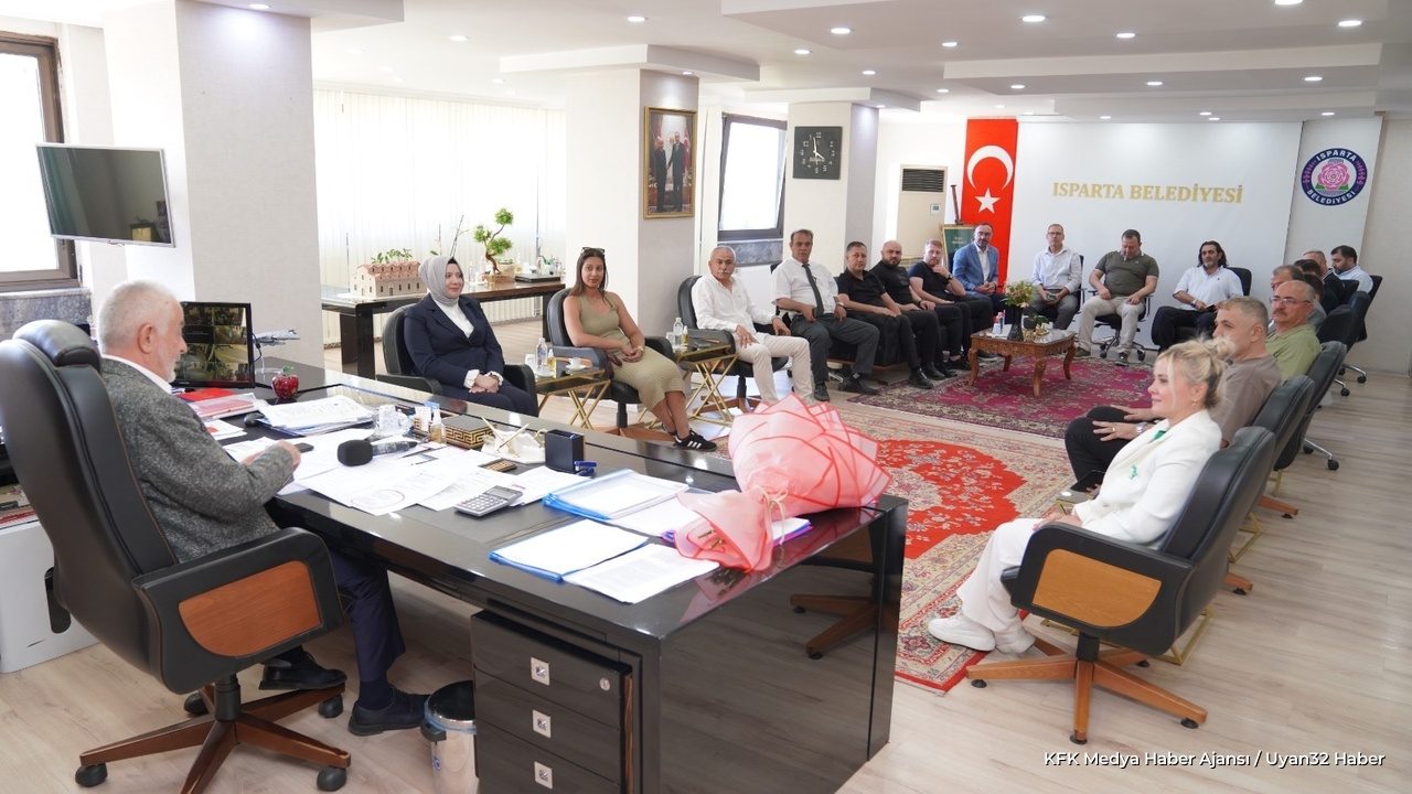 Isparta 32 Spor Yönetiminden Başkan Başdeğirmen