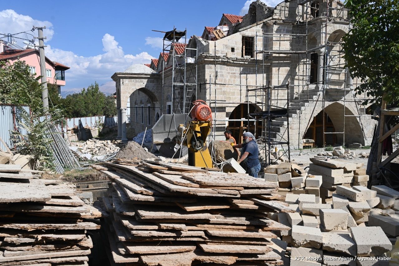 Isparta Aya Yorgi Kilisesi Restorasyonla Yeniden Hayat Buluyor - Detay 4