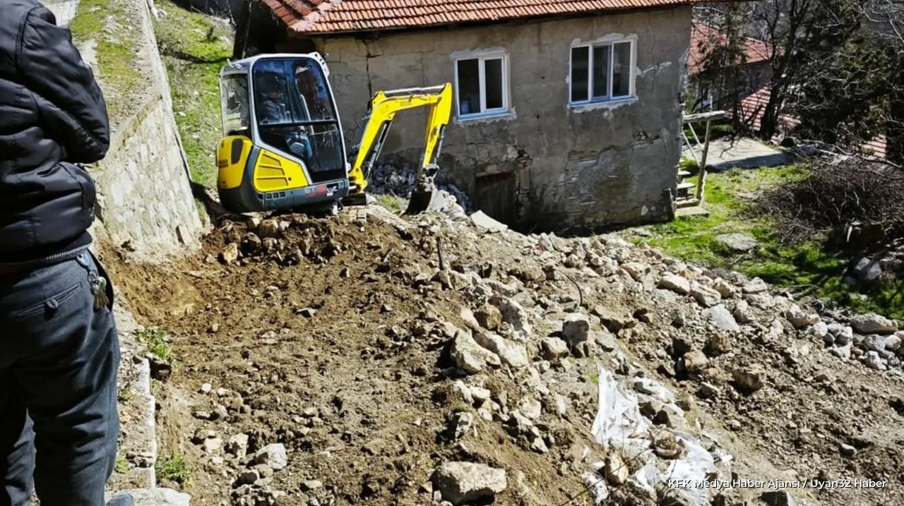 Isparta Çukur Köyü
