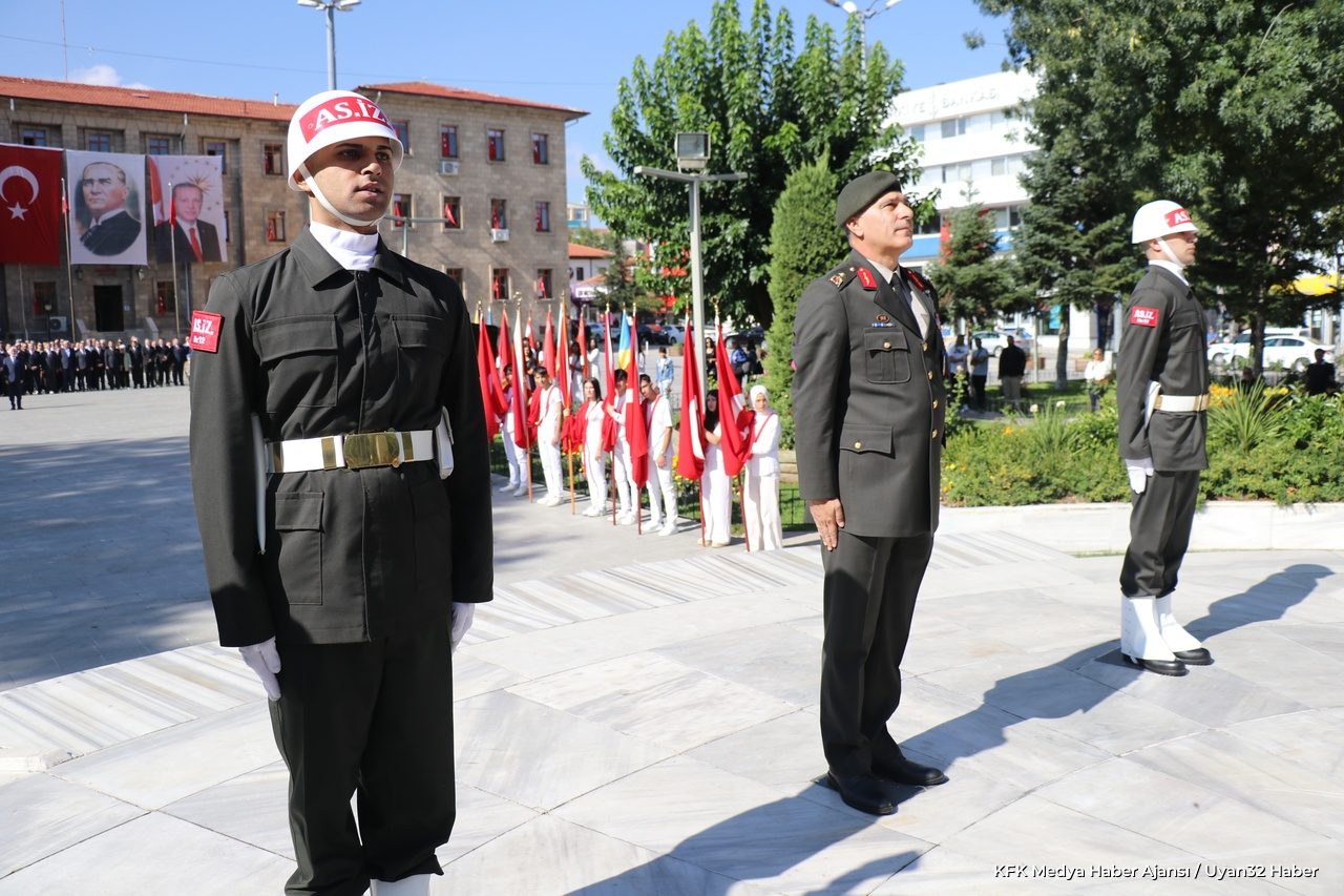 Şehitlik Ziyareti