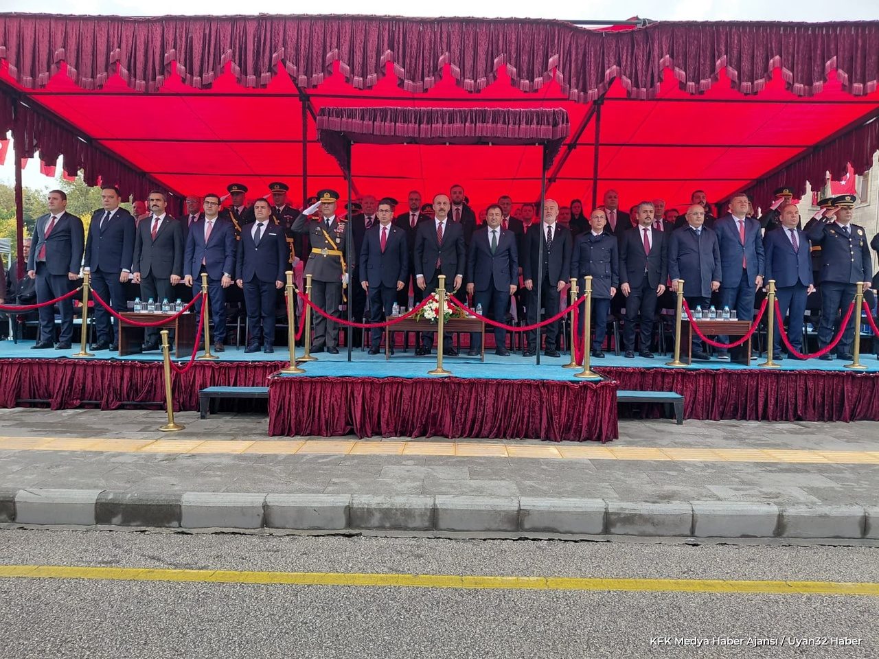 Isparta'da 29 Ekim Cumhuriyet Bayramı Coşkuyla Kutlandı - Detay 4