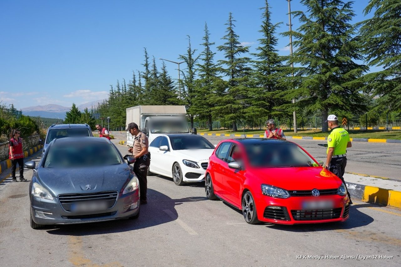 Isparta'da Yoğun Polis Denetimi