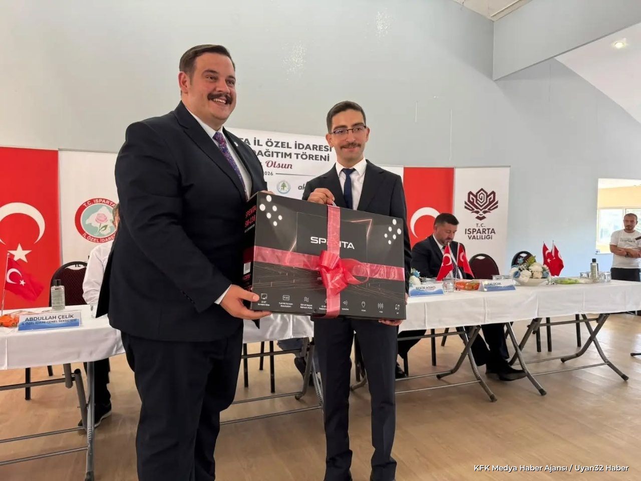 Isparta'da 3 İlçedeki Muhtarlık ve Okullara Bilgisayar Desteği - Detay 7