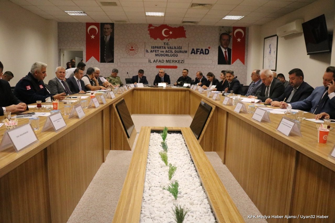 Isparta'da AFAD'dan Fırtına Mesaisi: Dev Tatbikat Nefes Kesti