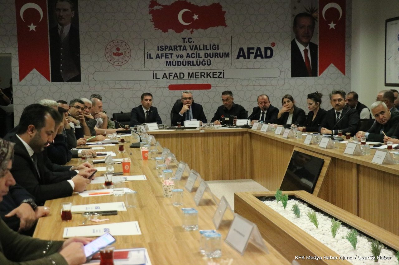 Isparta'da AFAD'dan Fırtına Mesaisi: Dev Tatbikat Nefes Kesti - Detay 2