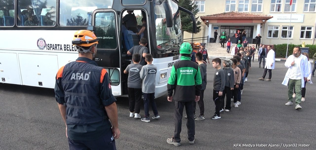 Isparta'da AFAD'dan Fırtına Mesaisi: Dev Tatbikat Nefes Kesti - Detay 6