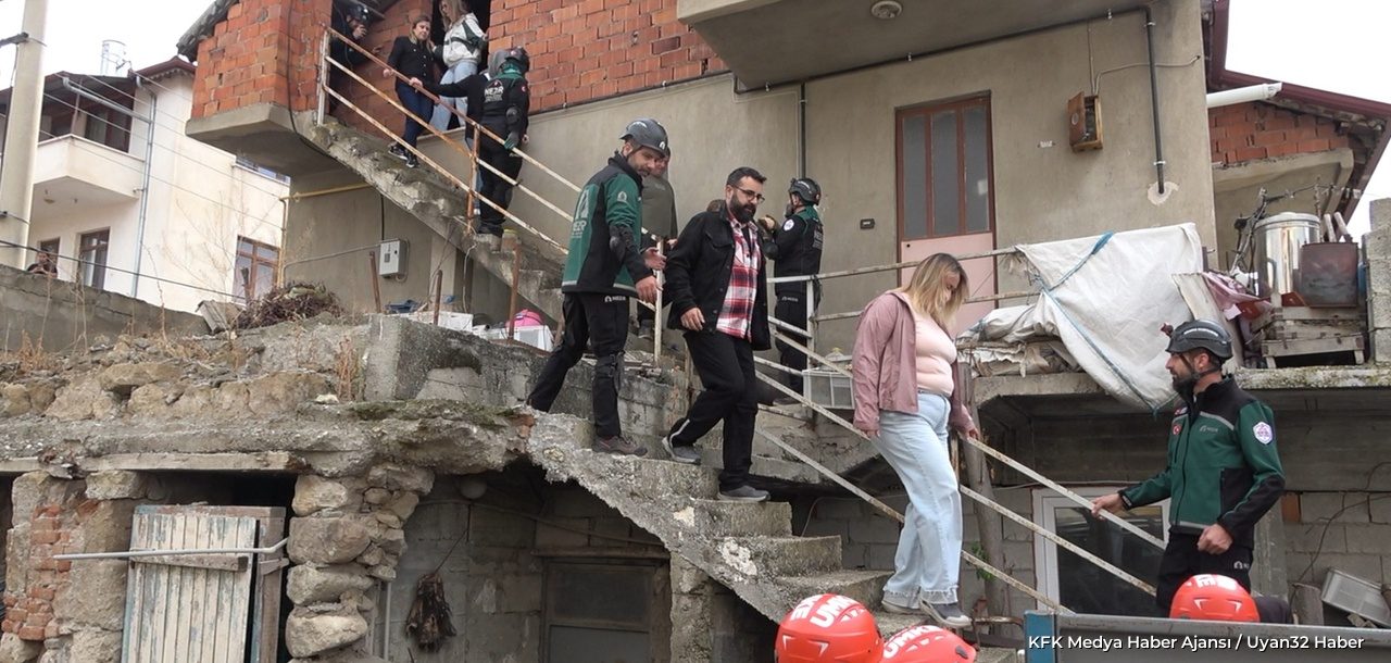 Isparta'da AFAD'dan Fırtına Mesaisi: Dev Tatbikat Nefes Kesti - Detay 8