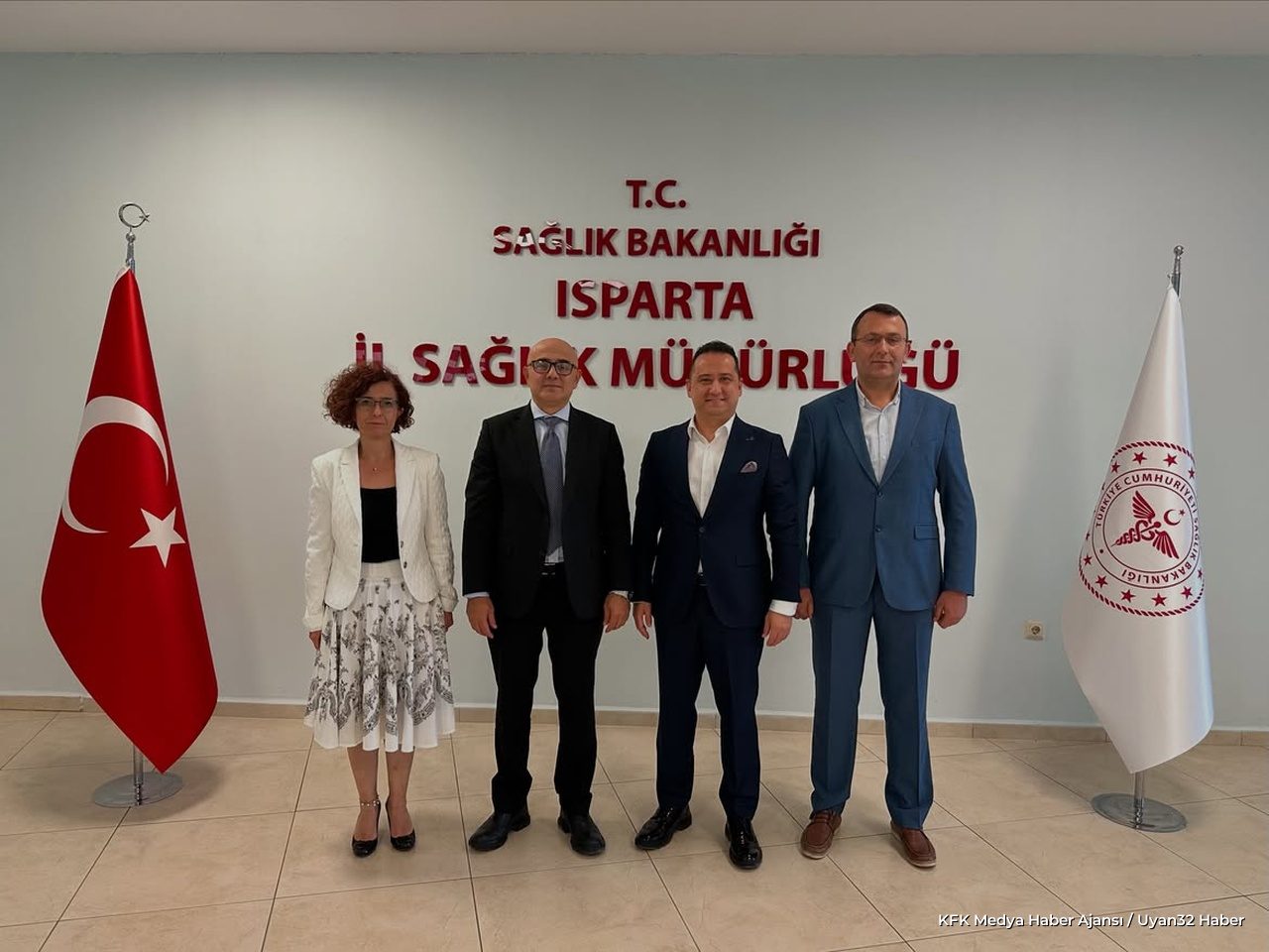 Diş Sağlığı Ekibi Sağlık Müdürünü Ziyaret Etti