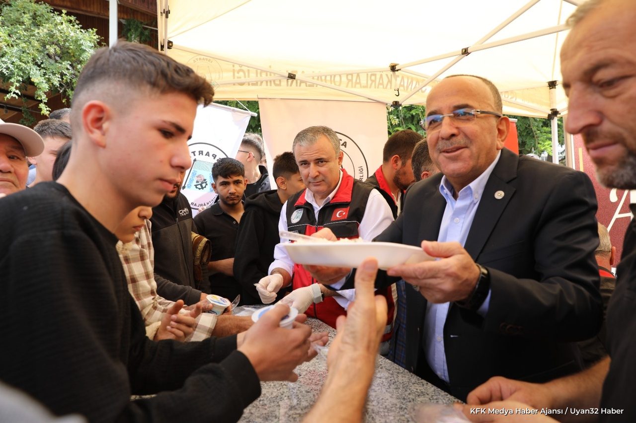 Isparta'da Ahilik Haftası: Vatandaşlara Ahi Pilavı İkram Edildi - Detay 4