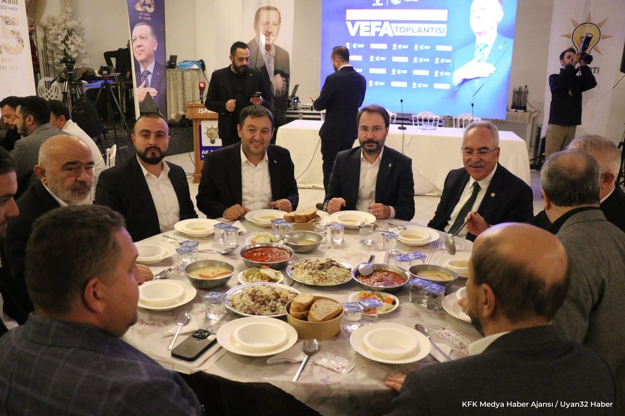 Isparta’da AK Parti’den 25 Yıllık Vefa Buluşması
