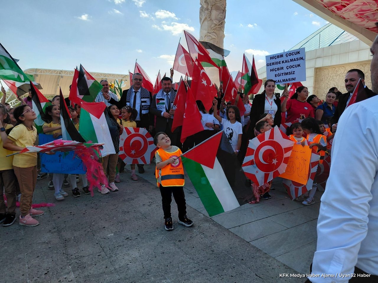 Isparta'da Çocuklar İçin Uçurtma Festivali - Detay 2