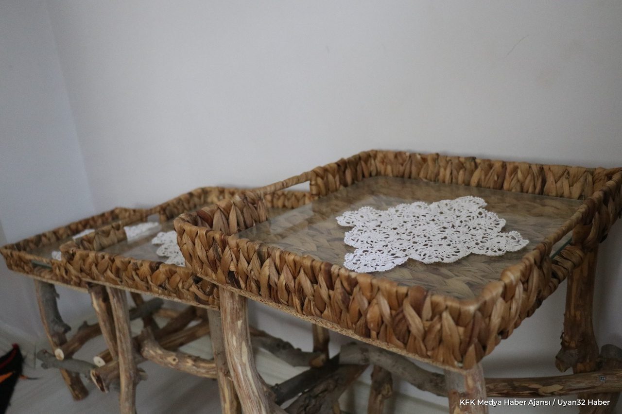 Isparta'da Çöpe Gidecek Eşyalardan Nostaljik Köy Evi Oluşturdu - Detay 8