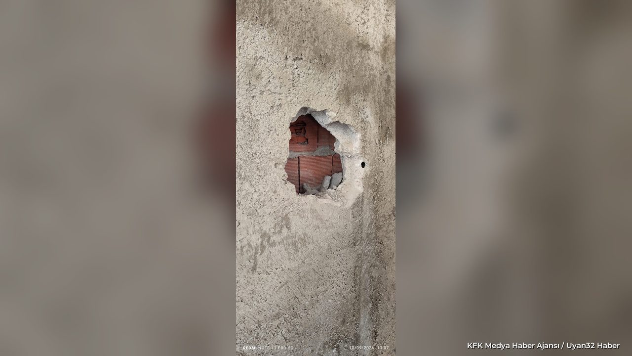 Isparta'da Duvarı Delen İtfaiye Yavru Kediyi Kurtardı