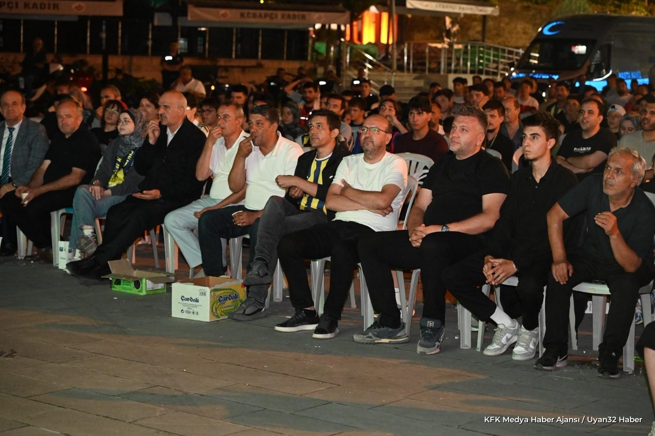 Isparta'da Fenerbahçe Coşkusu