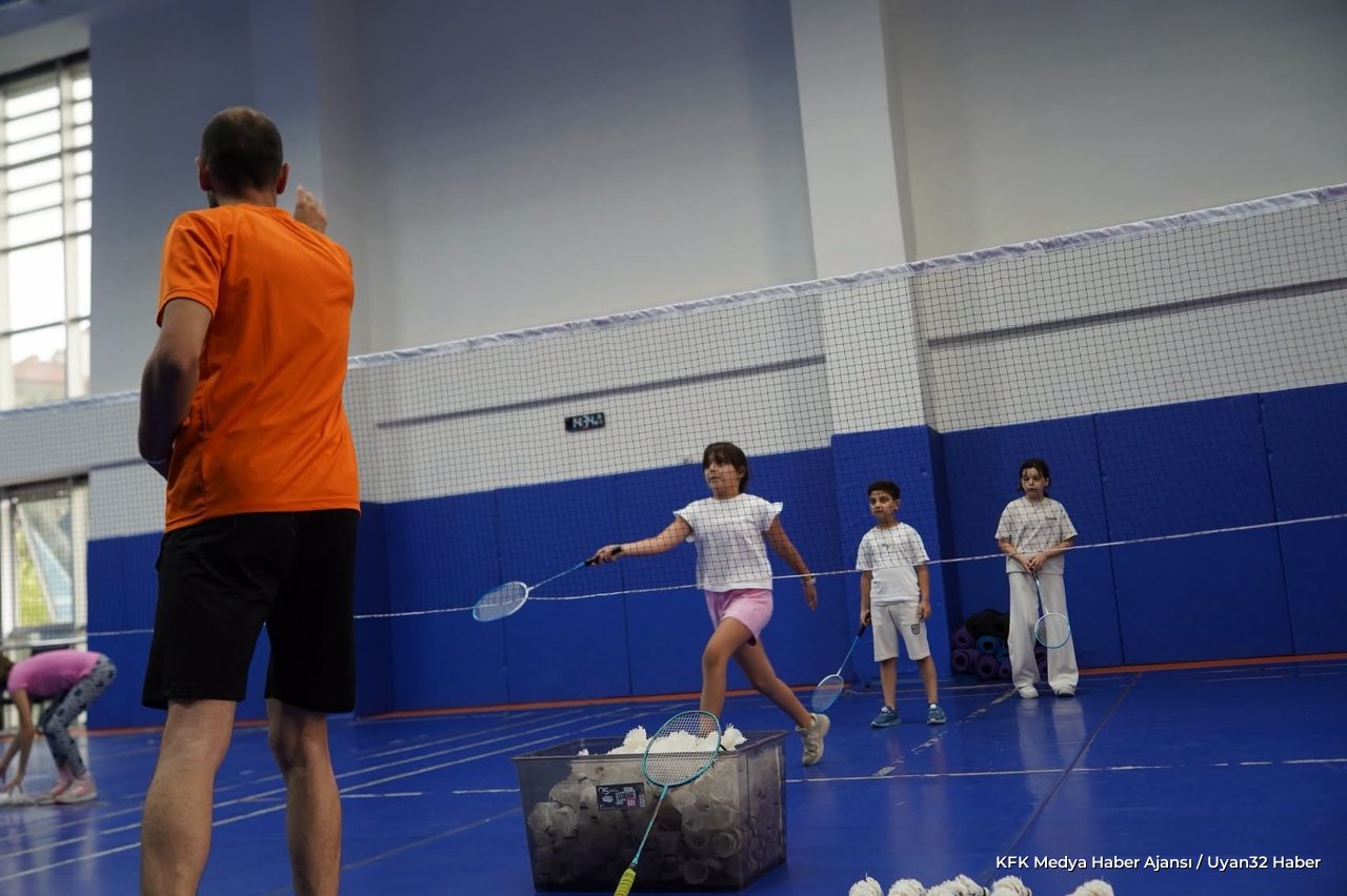 Isparta'da Badminton Eğitimleri Hız Kesmiyor