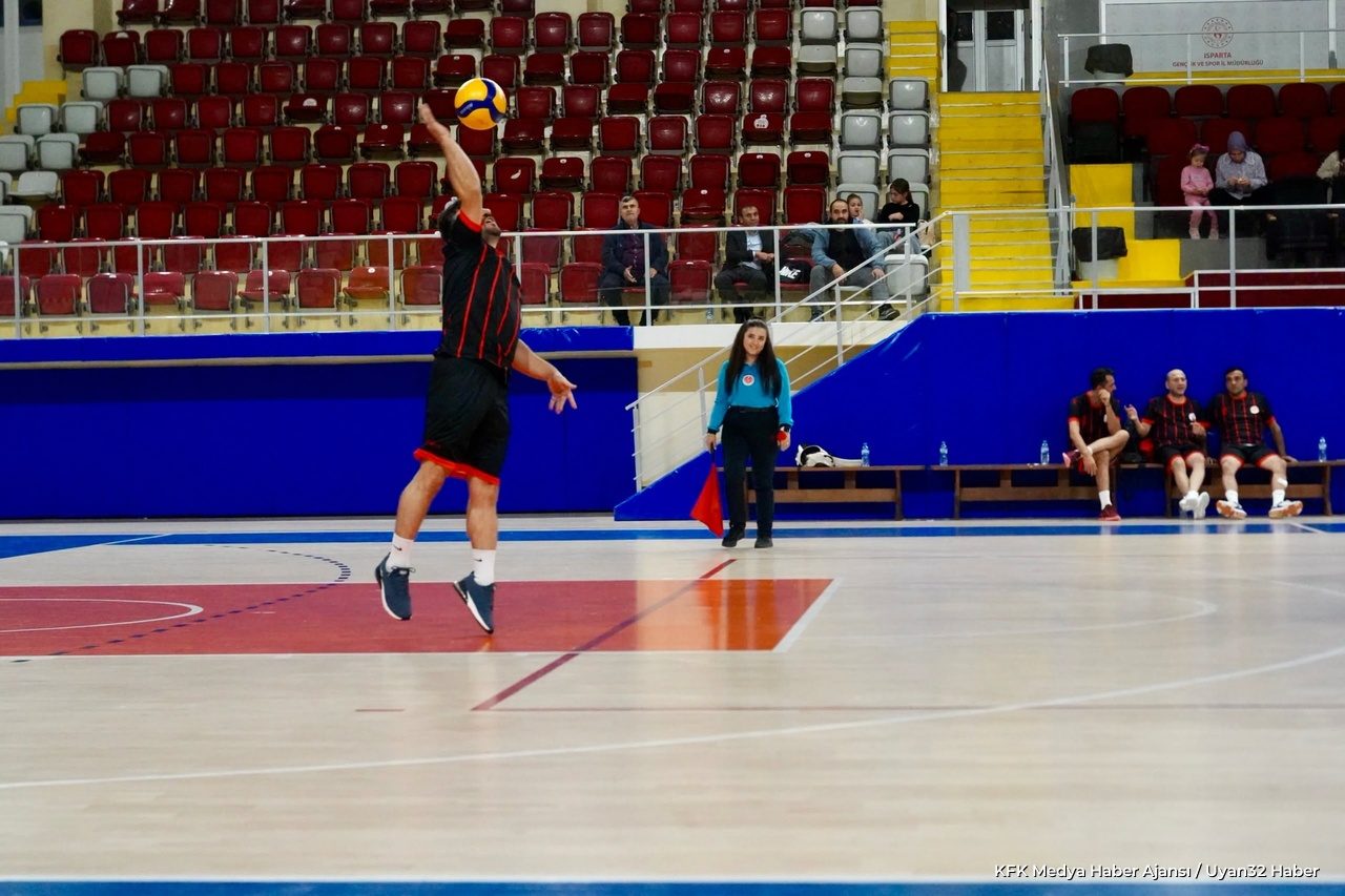 Isparta'da Kamu Spor Oyunları Voleybol Müsabakaları - Detay 6