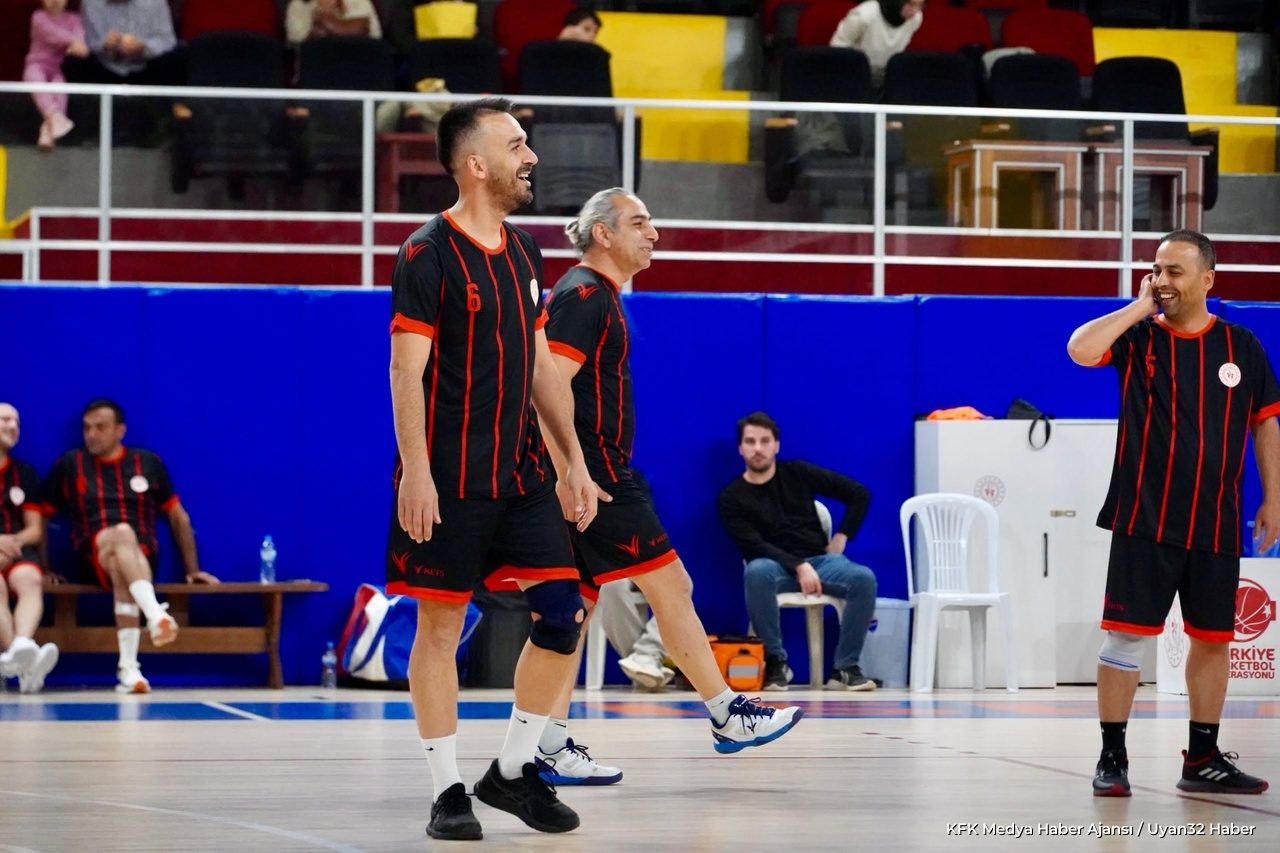 Isparta'da Kamu Spor Oyunları Voleybol Müsabakaları - Detay 7