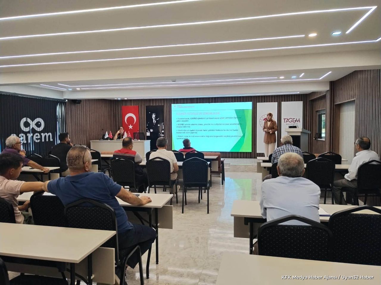 Isparta'da Kooperatif Yöneticilerine KOOPBİS Eğitimi Verildi