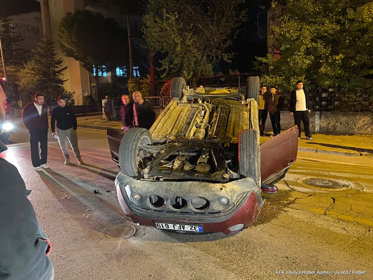Isparta'da Korkutan Kaza: Araç Ters Döndü