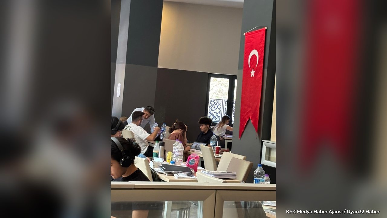 Isparta'da Kütüphanelere Ziyaret: İl Müdürü Oğuzlar Okurlarla Buluştu
