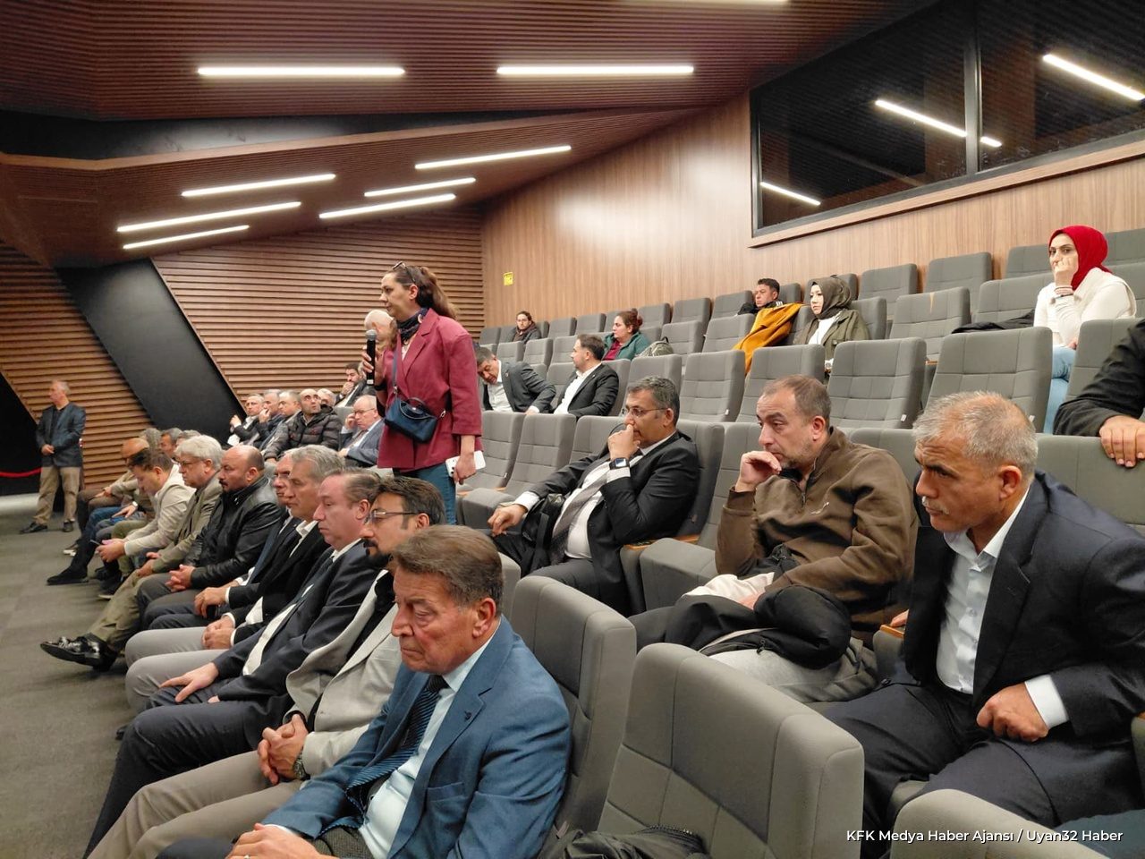 Isparta'da Okul Güvenliği Toplantısında Gıda Tartışması