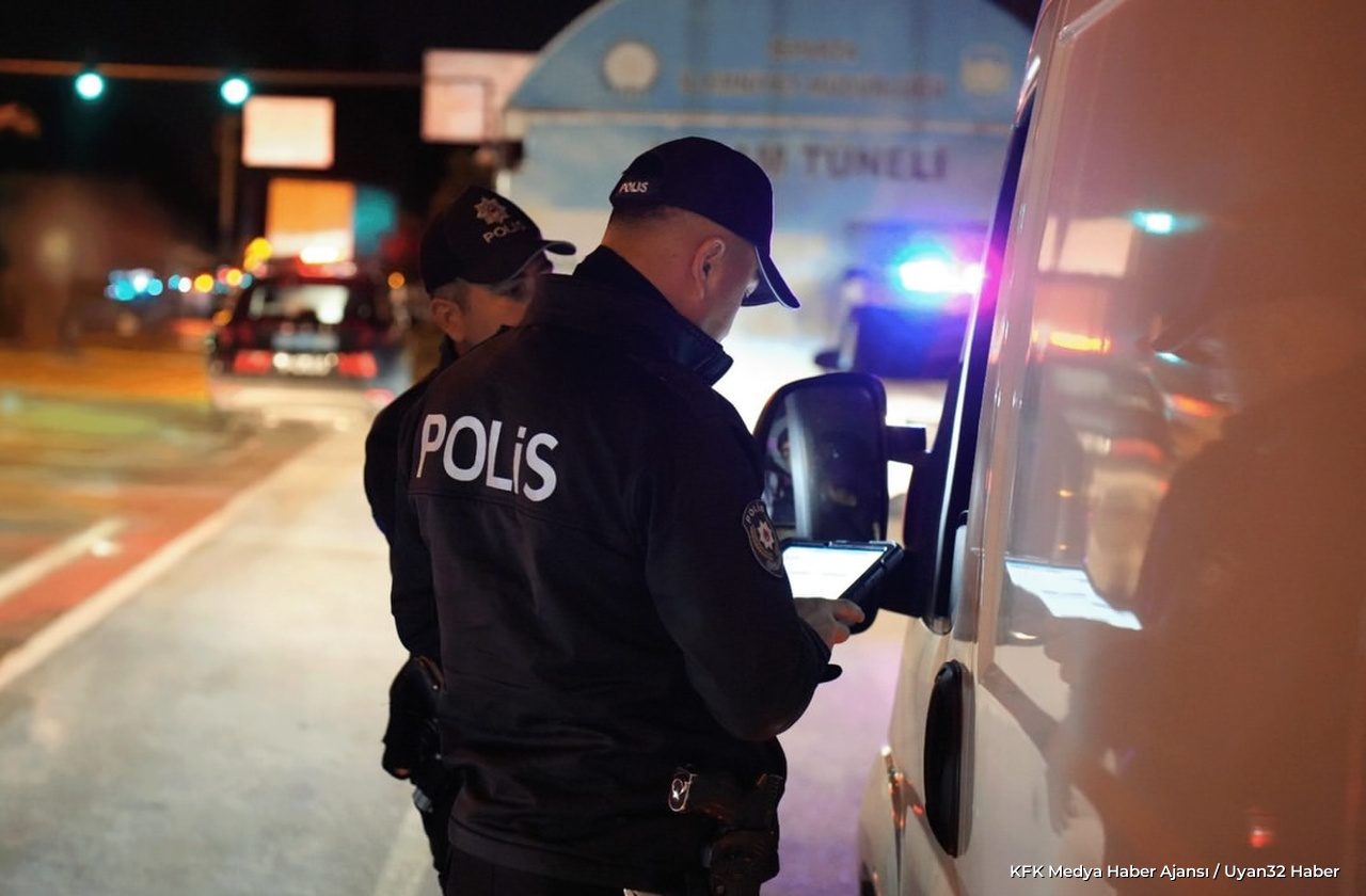 Isparta'da Polisten 5 Farklı Noktada Huzur ve Güven Denetimi - Detay 2