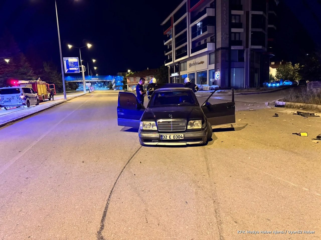 Isparta'da Trafik Kazası: İki Yaralı