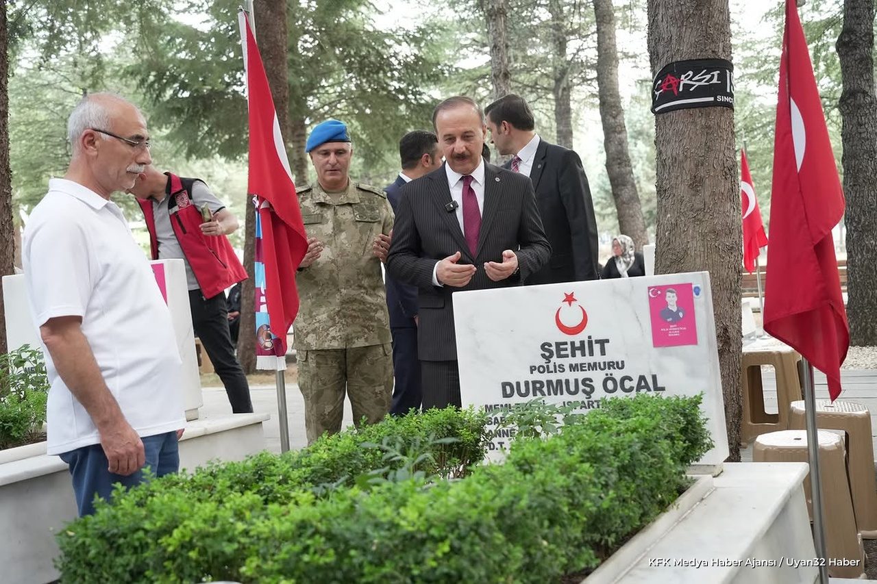 Isparta'da Şehitlere Vefa