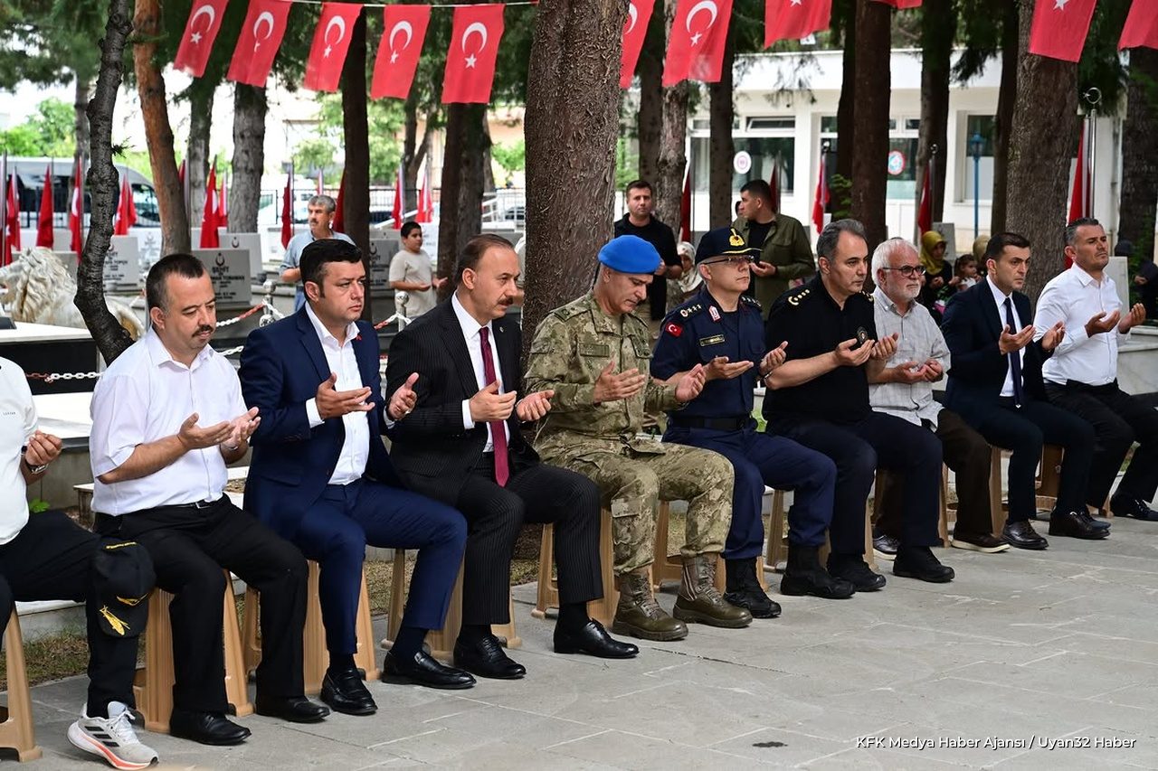 Isparta'da Şehitlere Vefa