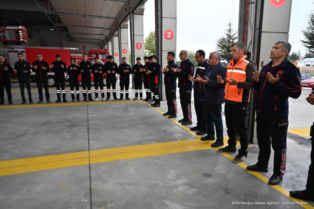 Isparta'da Stajyer İtfaiyeciler Zorlu Eğitimlerle Mesleğe Hazırlanıyor - Detay 9