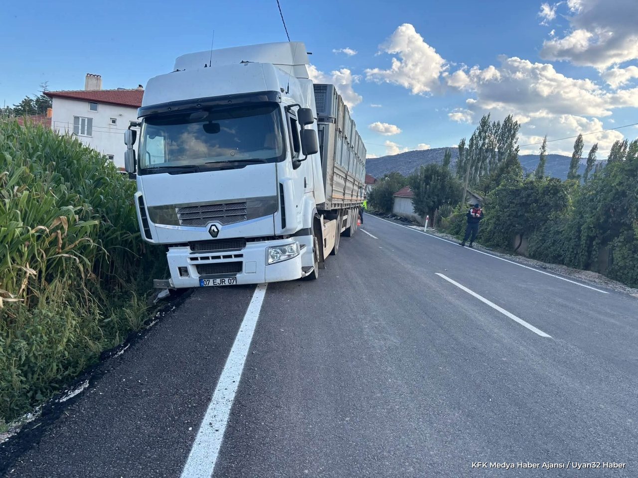 Isparta'da Trafik Kazası: 1 Ölü, 1 Ağır Yaralı - Detay 4