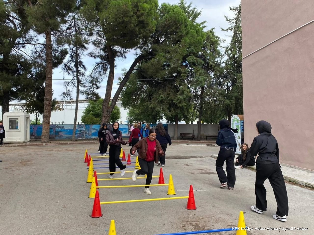 Isparta’da Tüm Okullarda Aynı Anda Harekete Geçtiler! - Detay 2