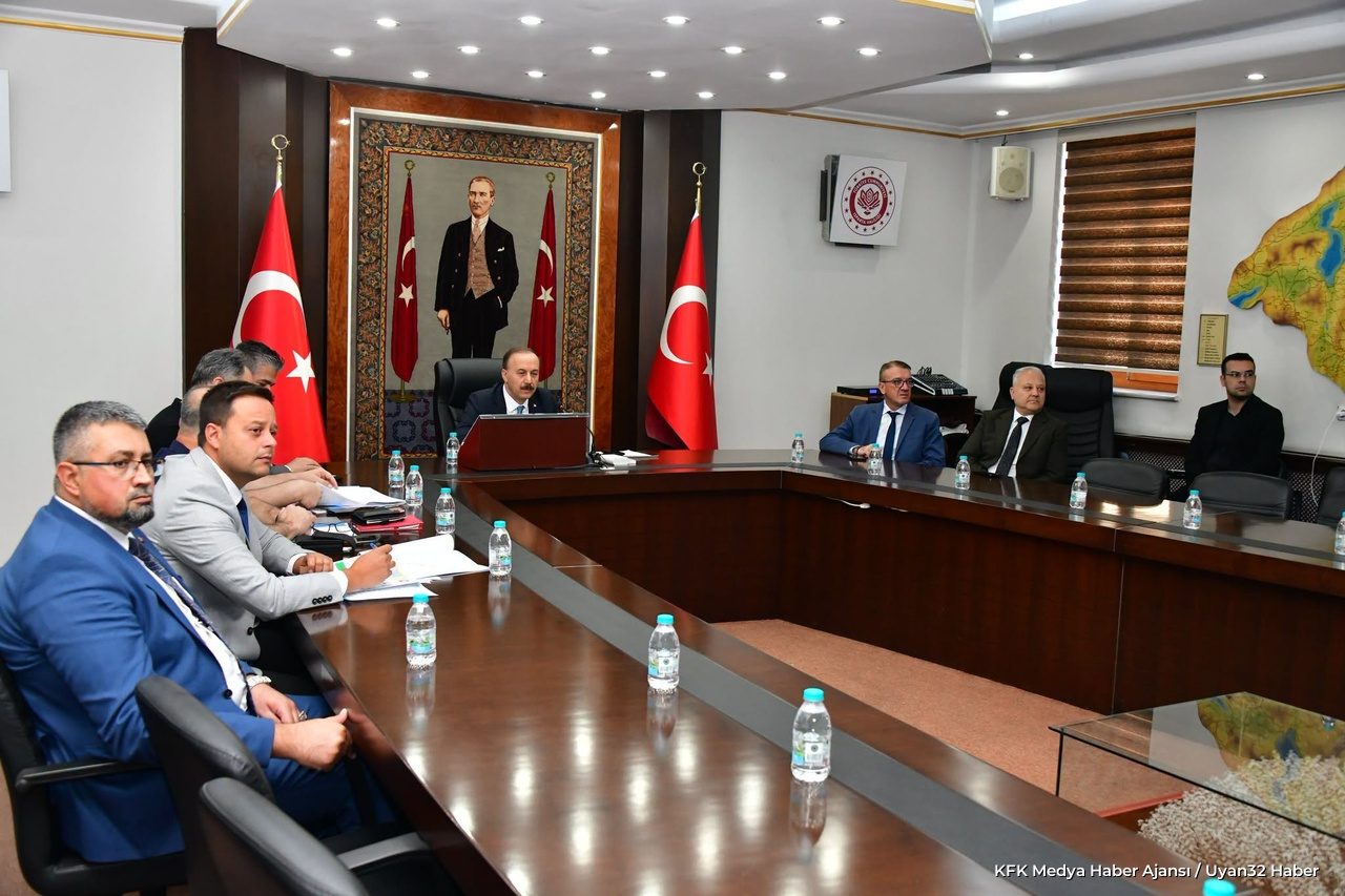 Isparta'da Üniversite Öğrencileri İçin Güvenlik Zirvesi Yapıldı