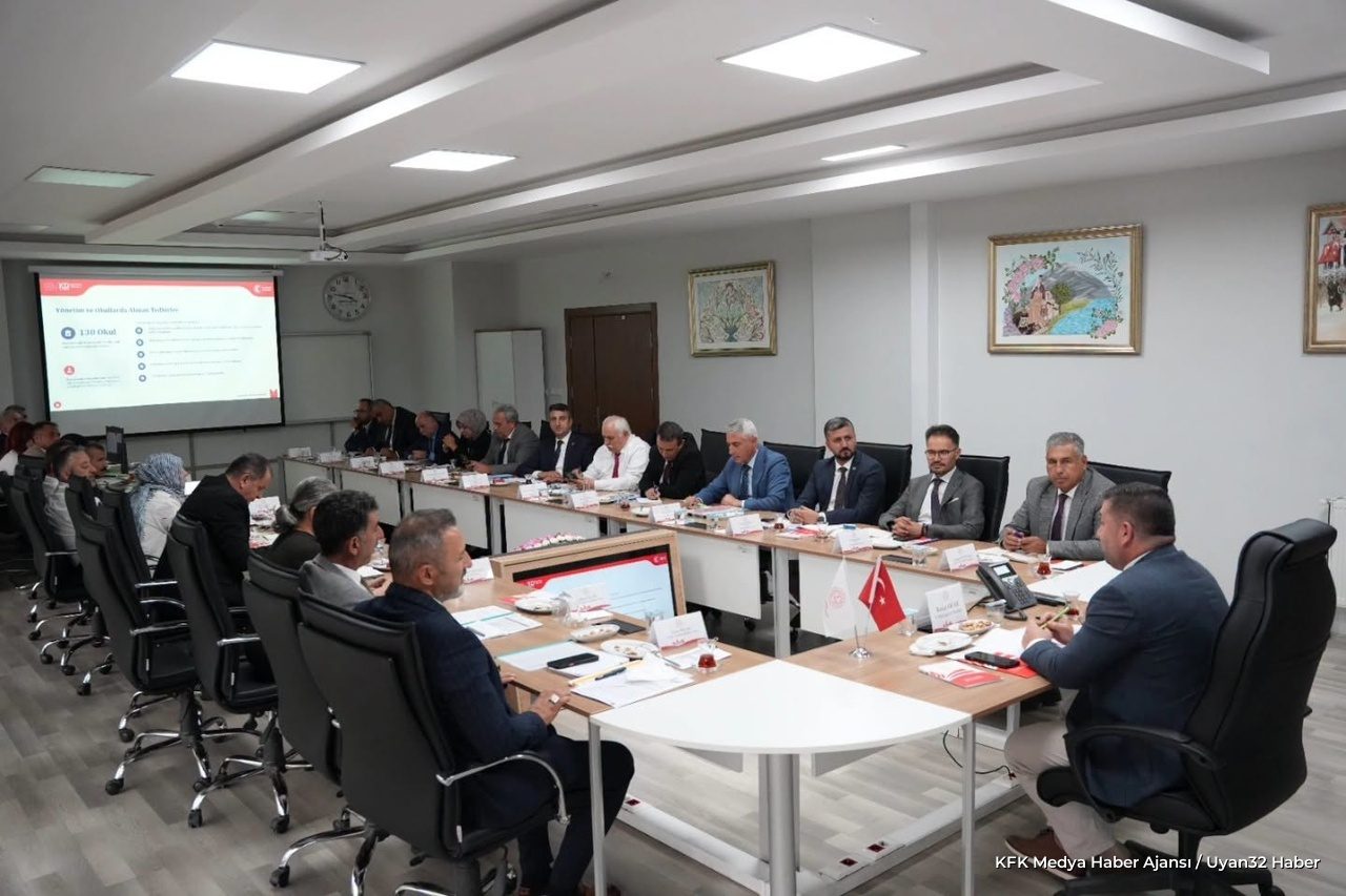 Isparta'da Eğitim Toplantısı Yapıldı