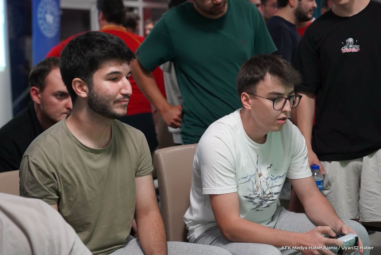 Isparta'da Yurt Öğrencilerine Özel PlayStation Turnuvası