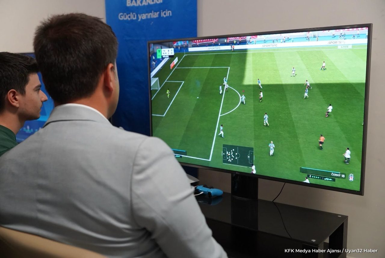 Isparta'da Yurt Öğrencilerine Özel PlayStation Turnuvası - Detay 3