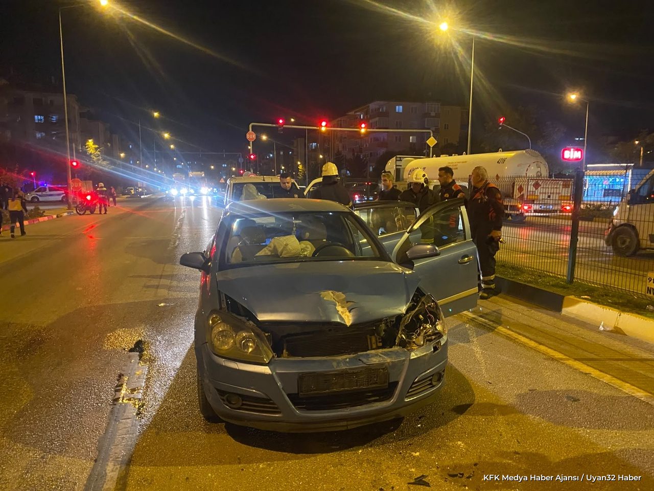 Isparta'da Zincirleme Trafik Kazası: 5 Araç Birbirine Girdi - Detay 9