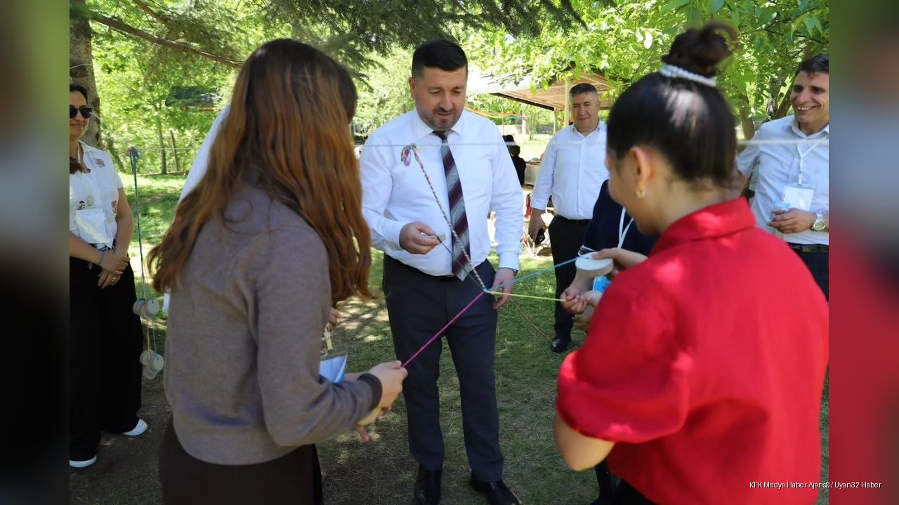 Isparta Genç AR-GE Şenliği: Bilim Ve Sanat Doğayla Buluştu