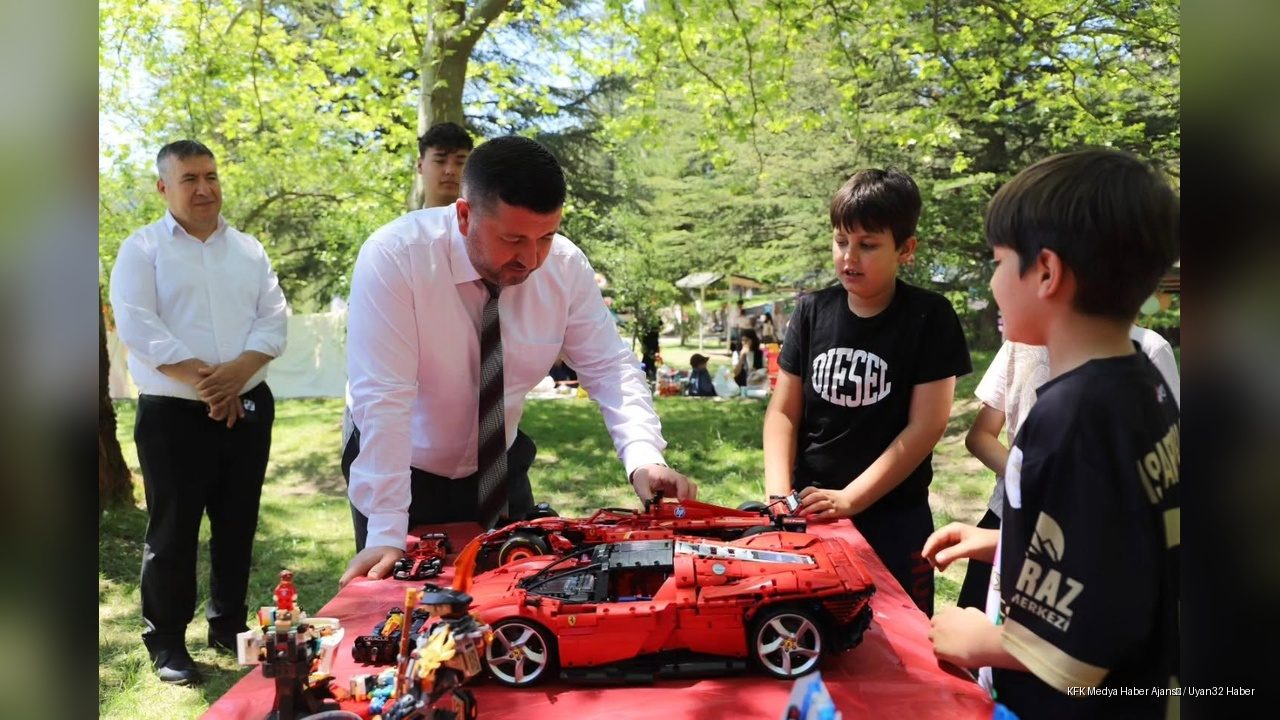 Isparta Genç AR-GE Şenliği: Bilim Ve Sanat Doğayla Buluştu