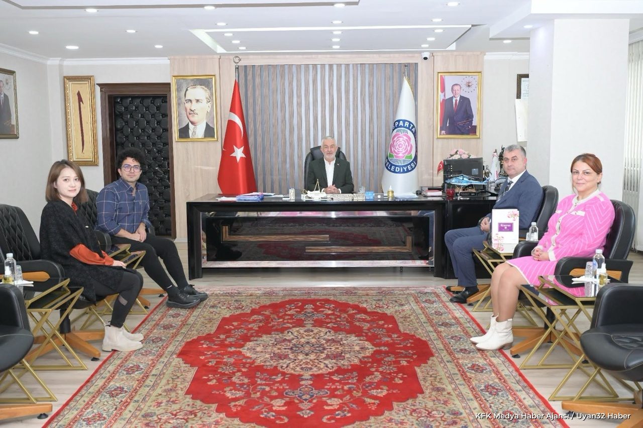 Isparta gülü dünyaya tanıtıldı: O yayın rekor kırdı!