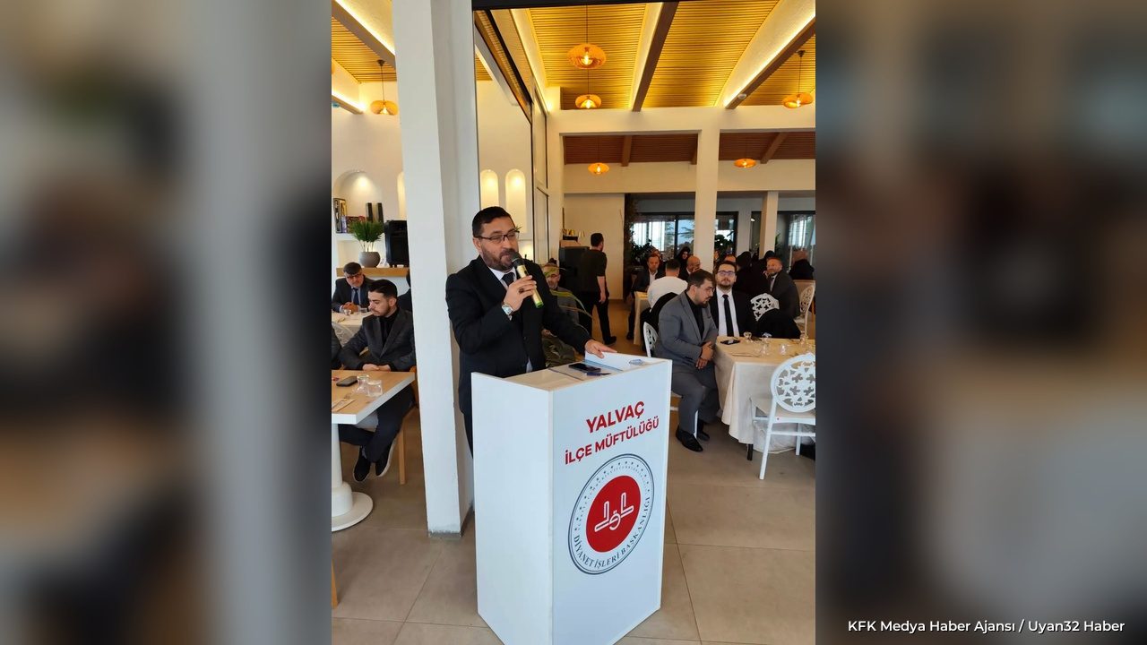 Isparta İl Müftüsü Yusuf Eviş Yalvaç'ta Din Görevlileriyle Buluştu