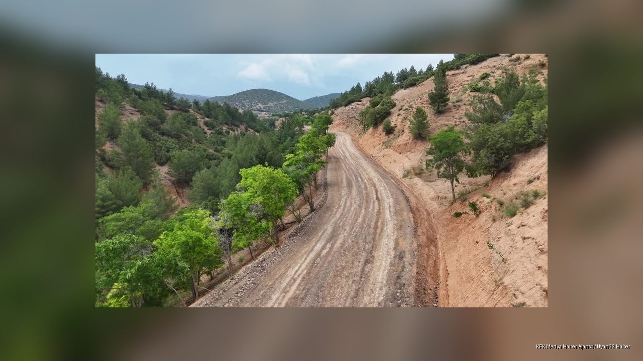 Isparta Keçiborlu Senir-Kuşçular Yolu BSK Asfalt Hazırlıkları Sürüyor