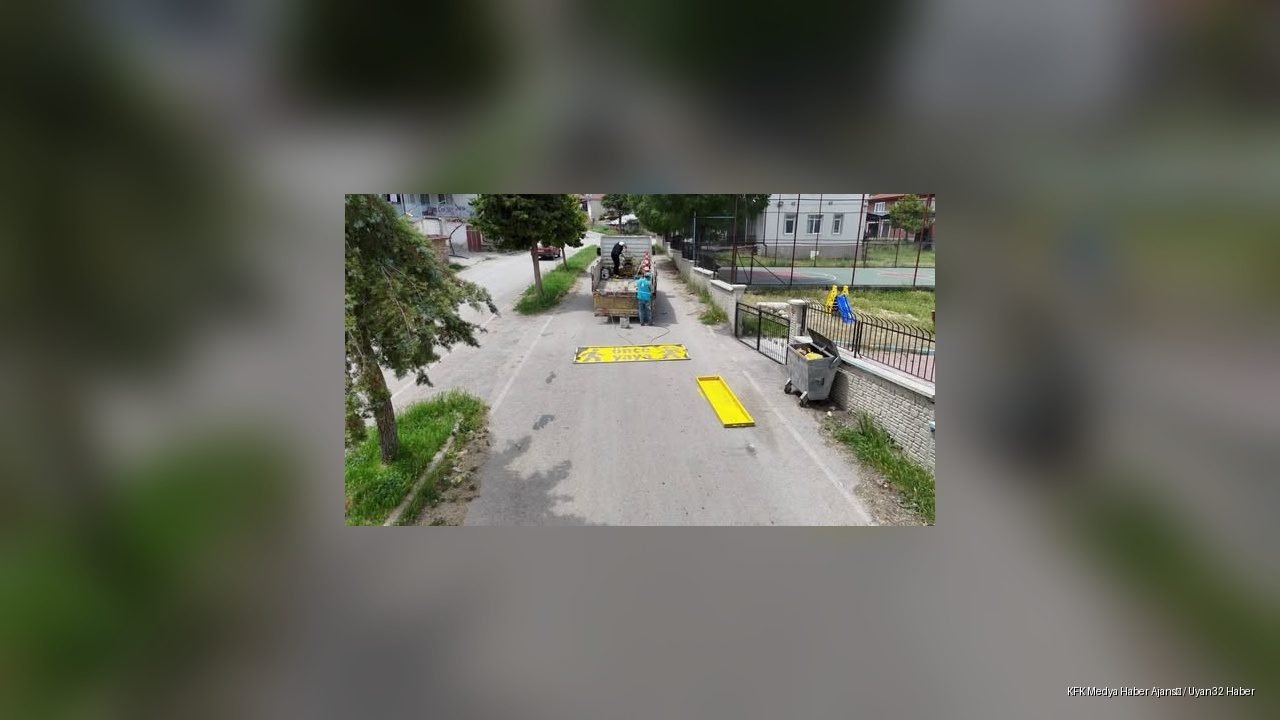 Isparta Köy Okullarında Öğrenci Güvenliği İçin Yaya Geçidi Çalışmaları